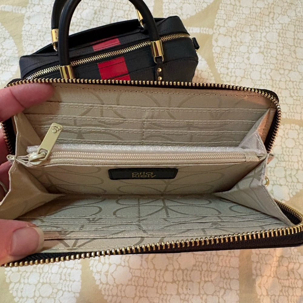 Orla Kiely High Shine Stripe Block Medium Navy and Red Handbag and  Wallet Set - Picture 7 of 13